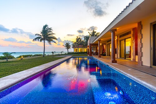 Luxury Beachfront Escape with Ocean Views, Private Pool, & High-Speed WiFi