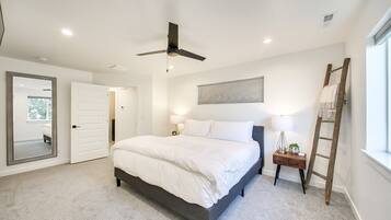 3 bedrooms, iron/ironing board, WiFi, bed sheets
