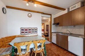 Apartemen (2 Bedrooms) | Denah