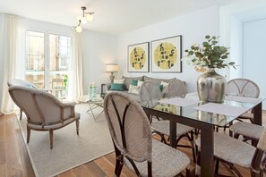 Dining - Beautiful 3-bedroom apartment in Cadiz center. San Antonio IV (Cadiz)