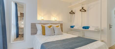 1 soverom, strykejern/-brett, wi-fi (inkludert) og sengetøy