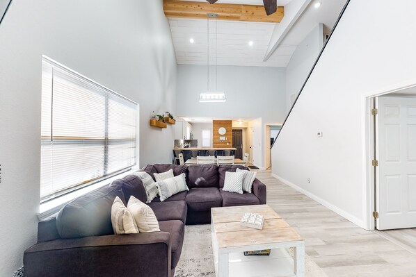 TV, fireplace, DVD player