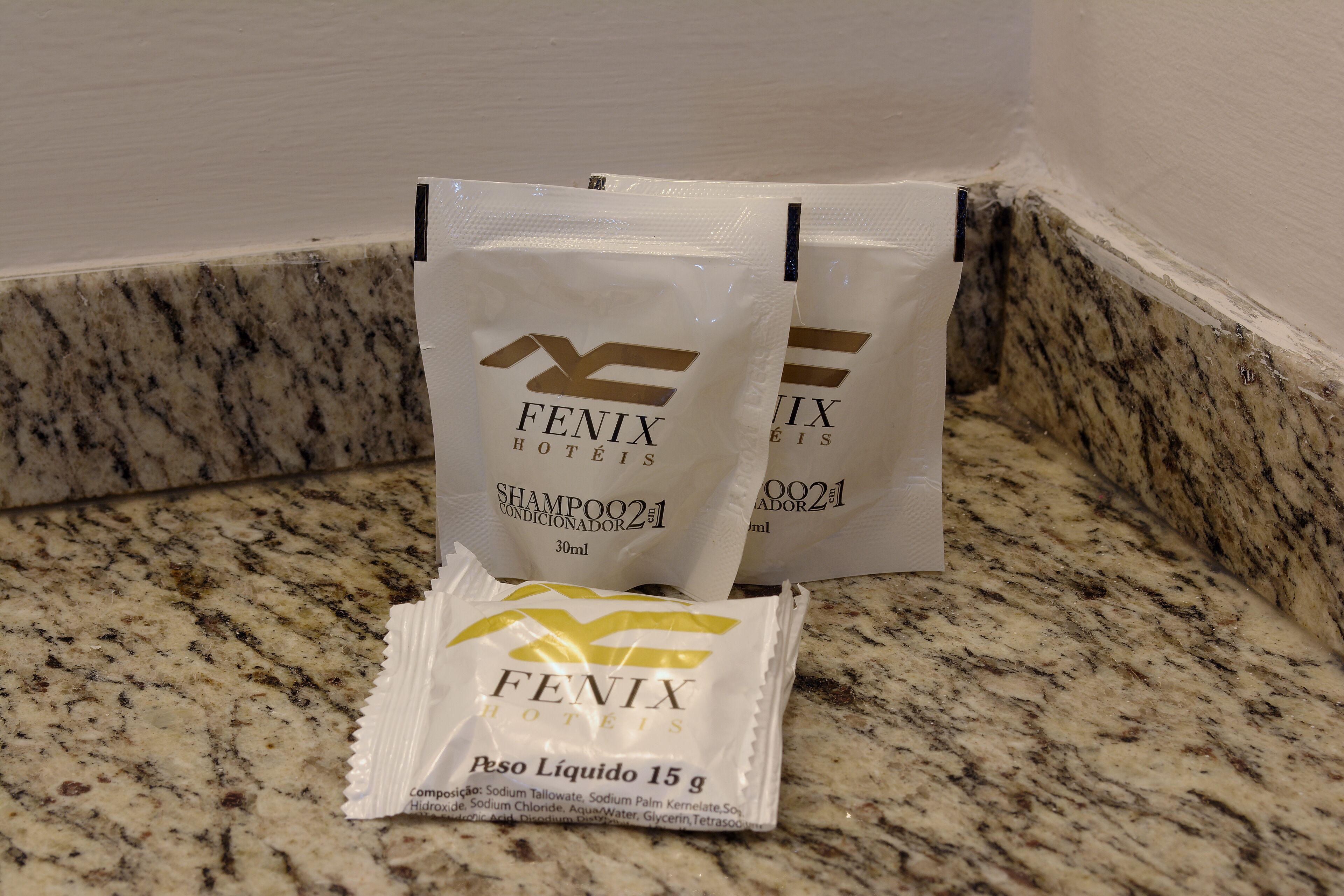 minibar, laptop workspace, free wifi, bed sheets