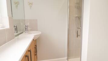 Cottage | Bagno | Doccia