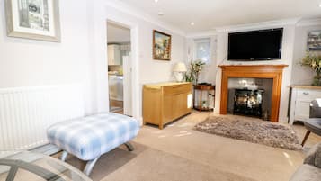 Cottage | 3 bedrooms, individually decorated, individually furnished, free WiFi
