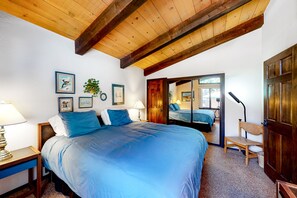 4 bedrooms, internet, bed sheets