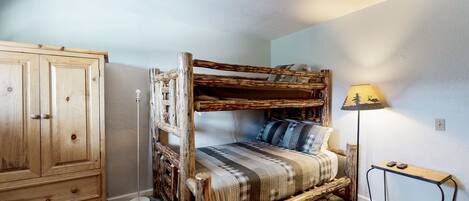 2 soveværelser, internetforbindelse, sengetøj