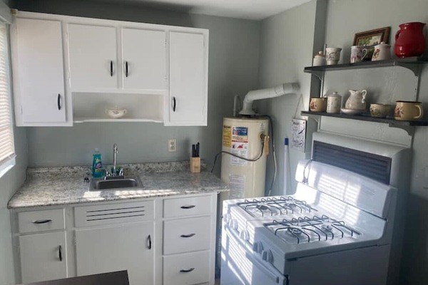 Frigorífic, microones, forn i placa de cuina