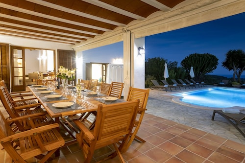 Villa Near Ibiza Town-San Antonio Sleeps 14