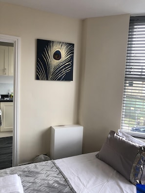 Room - The Snug (Buxton)