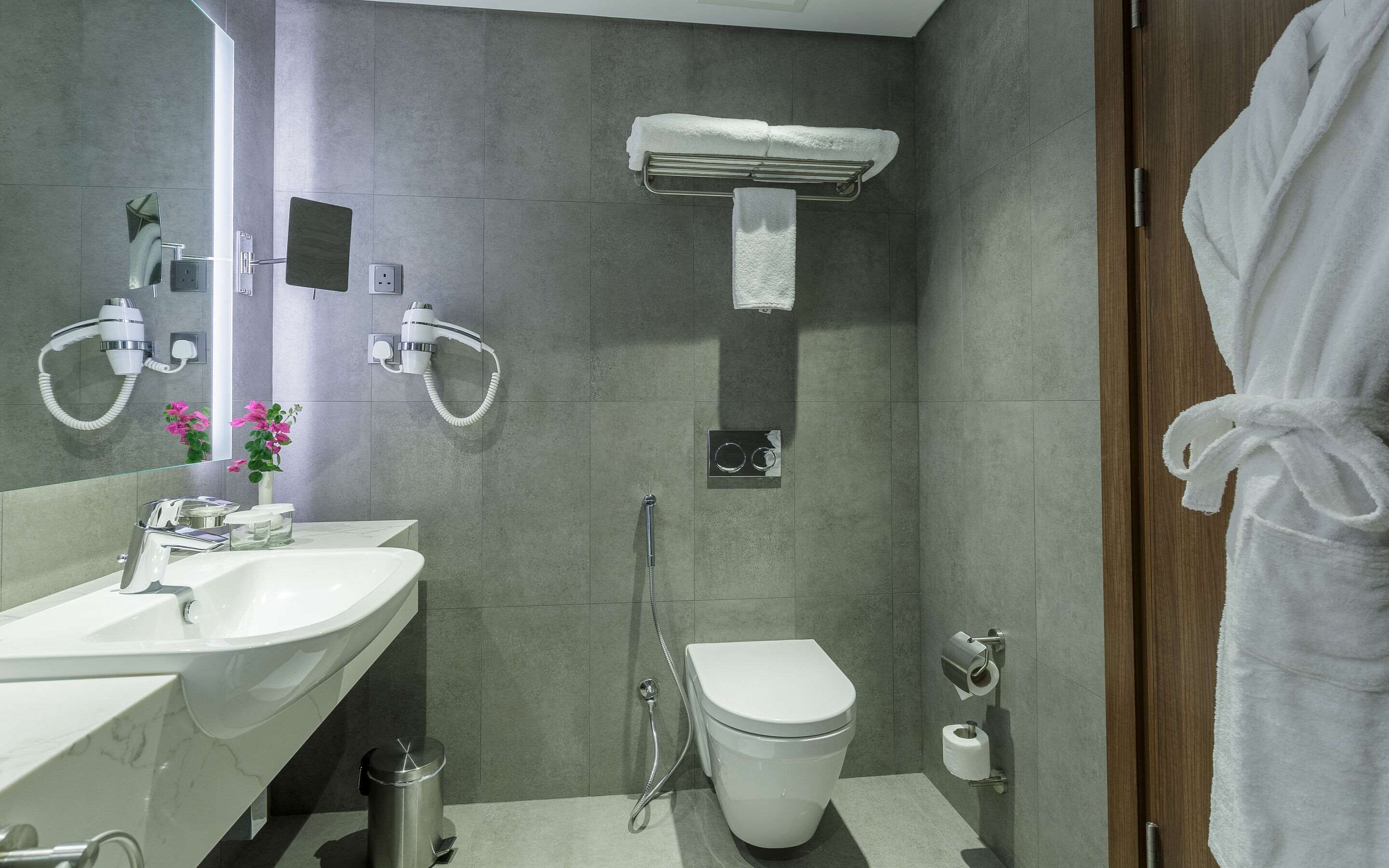 Photo - Comfort Hotel Jeddah King Road