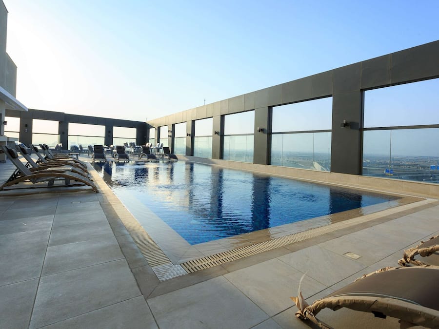 Outdoor pool, sun loungers