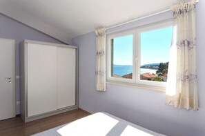 1 bedroom, iron/ironing board, travel crib, free WiFi