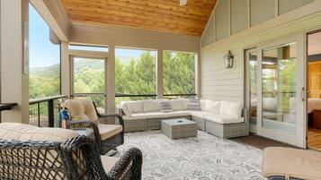 House (328 Woodmere Dr.) | Exterior