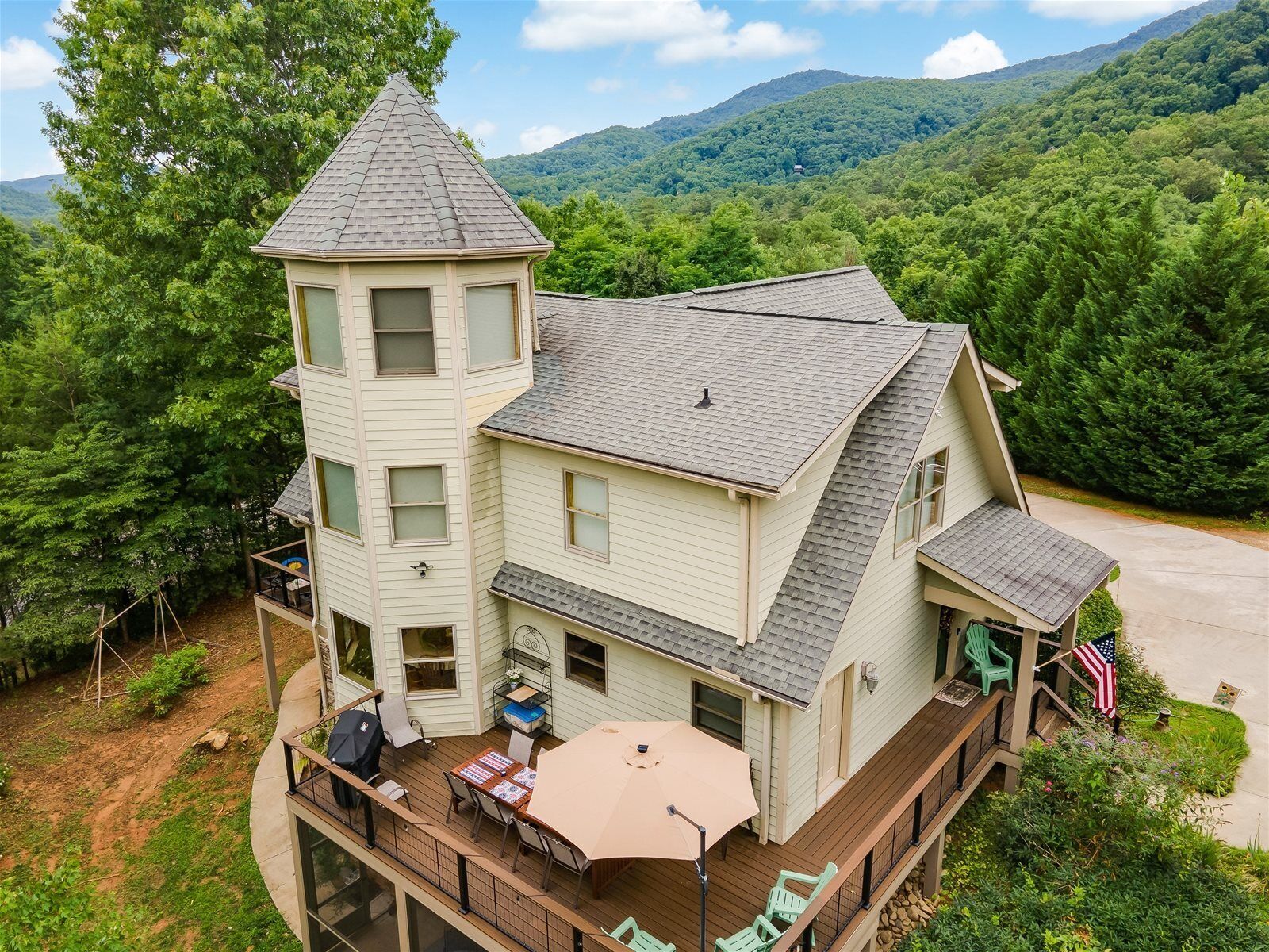 House (328 Woodmere Dr.) | Exterior