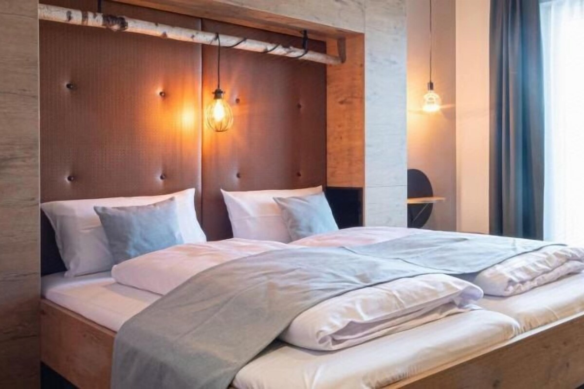 Hypo-allergenic bedding, desk, blackout curtains, soundproofing