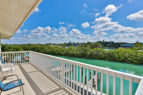 Stunning Views of the Beach & Bay - Spacious updated One BR condo w private deck