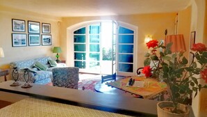 Casa, varias camas | Sala de estar