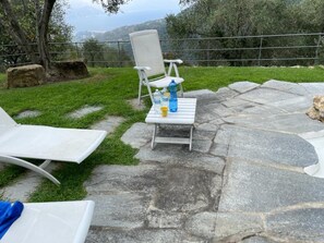 บ้านพัก, หลายเตียง | บริเวณที่พัก