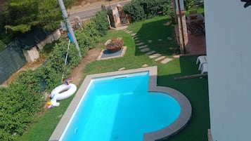Piscina all'aperto