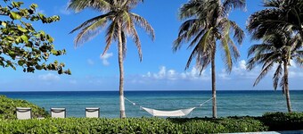 Newly updated luxury 4-bed, 4-bath villa with private pool and beach