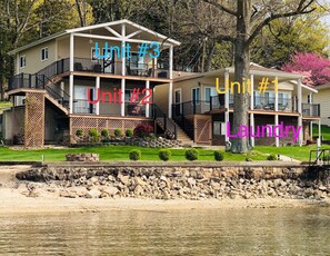 Exterior - JOMO - Unit 2 TriTerrace *Relax Lakefront *Enjoy Fam (Rocky Mount)