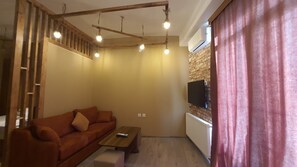 Smart TV - Royal Apartment -Old Tbilisi 73A (Tbilisi)