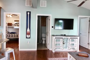 2 habitaciones, wifi gratis y ropa de cama