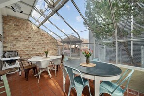 Dining - Unique Getaway | Hot Tub & Waffle Breakfast! (Orem)