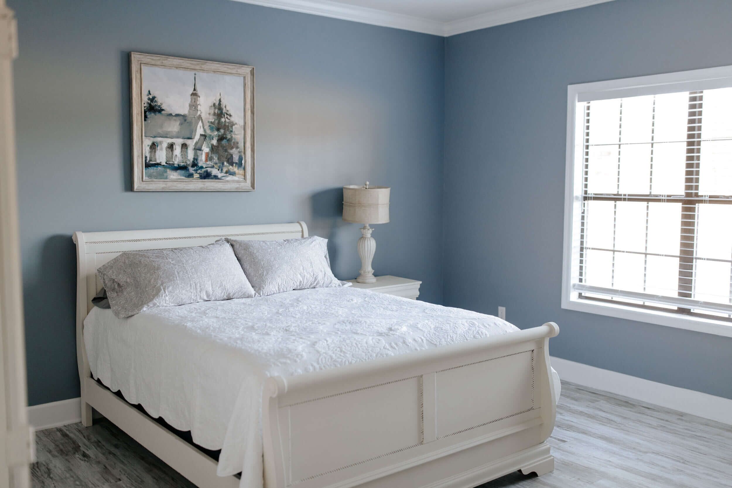 2 多间卧室、WiFi