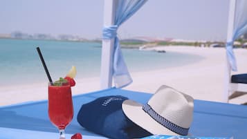 Beach nearby, 2 beach bars