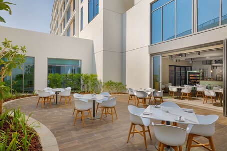 Doubletree By Hilton Abu Dhabi Yas Island Residences - Image 13
