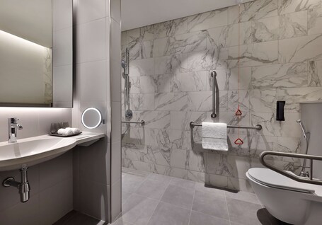 Doubletree By Hilton Abu Dhabi Yas Island Residences - Image 25