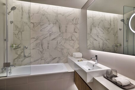 Doubletree By Hilton Abu Dhabi Yas Island Residences - Image 78
