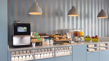Colazione a buffet inclusa, servita tutte le mattine
