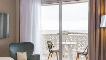 Suite, 1 camera da letto | Cassaforte in camera, una scrivania, tende oscuranti, insonorizzazione