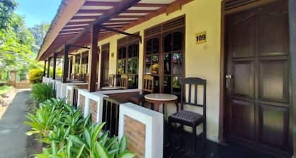 Parai Beach Resort Telengria