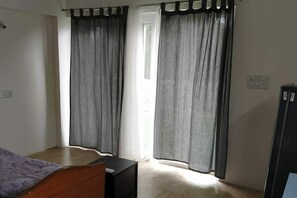 2 عدّة غرف نوم