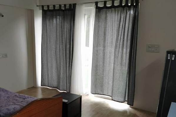 2 bedrooms