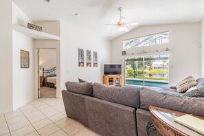 4 bedrooms, desk, iron/ironing board, WiFi - Turtle Lake - Inspiring Lake Views with Heated Pool by The Bay & Key Collection (Bradenton)