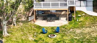 SUNSET LOFT Waterfront retreat, best sunsets on Indian Lake ~ Free Kayak use