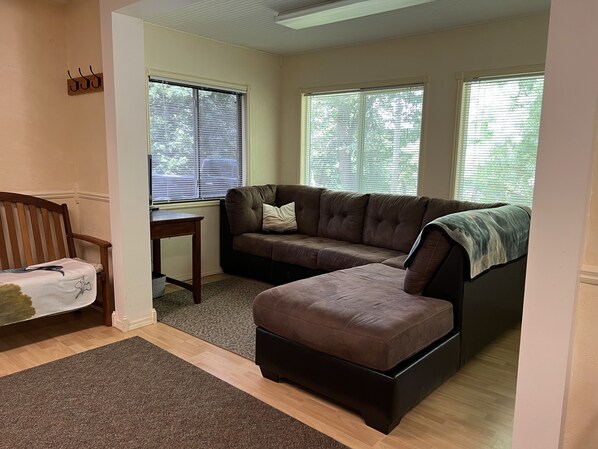 Living area - Cabin at the end of the road! Lower Pine Lake  (Eldora)