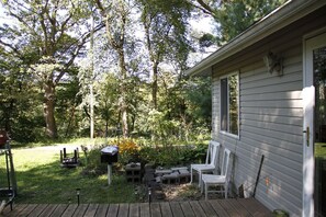 Terrace/patio - Cabin at the end of the road! Lower Pine Lake  (Eldora)