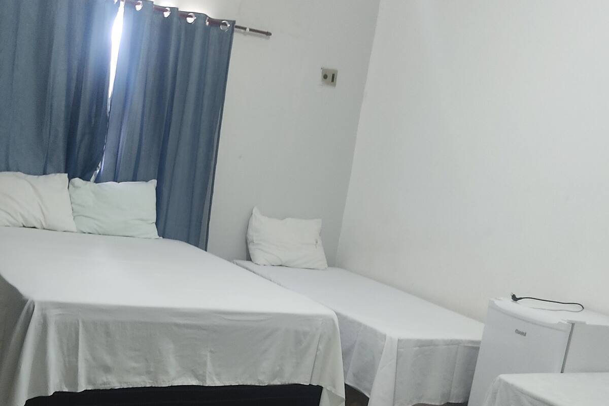 Room | Free WiFi