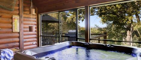 Indoor spa tub