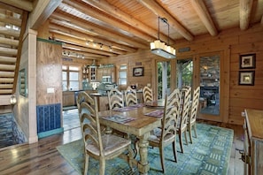 Dining - Mountain View Cabin with Hot Tub & Game Room (Morganton)
