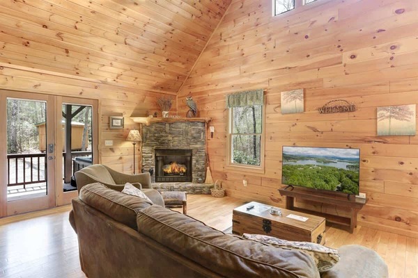 Smart TV, fireplace, offices