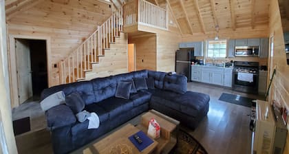 Luxury custom built cabin in Jackman WITH DIRECT TRAIL ACCESS FOR POWERSPORTS