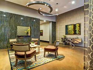 Lobby - High Rise Living (Dallas)