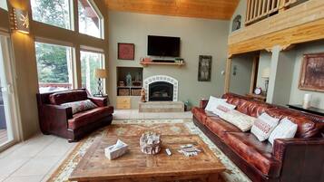 Smart-tv, pejs, bordtennisbord